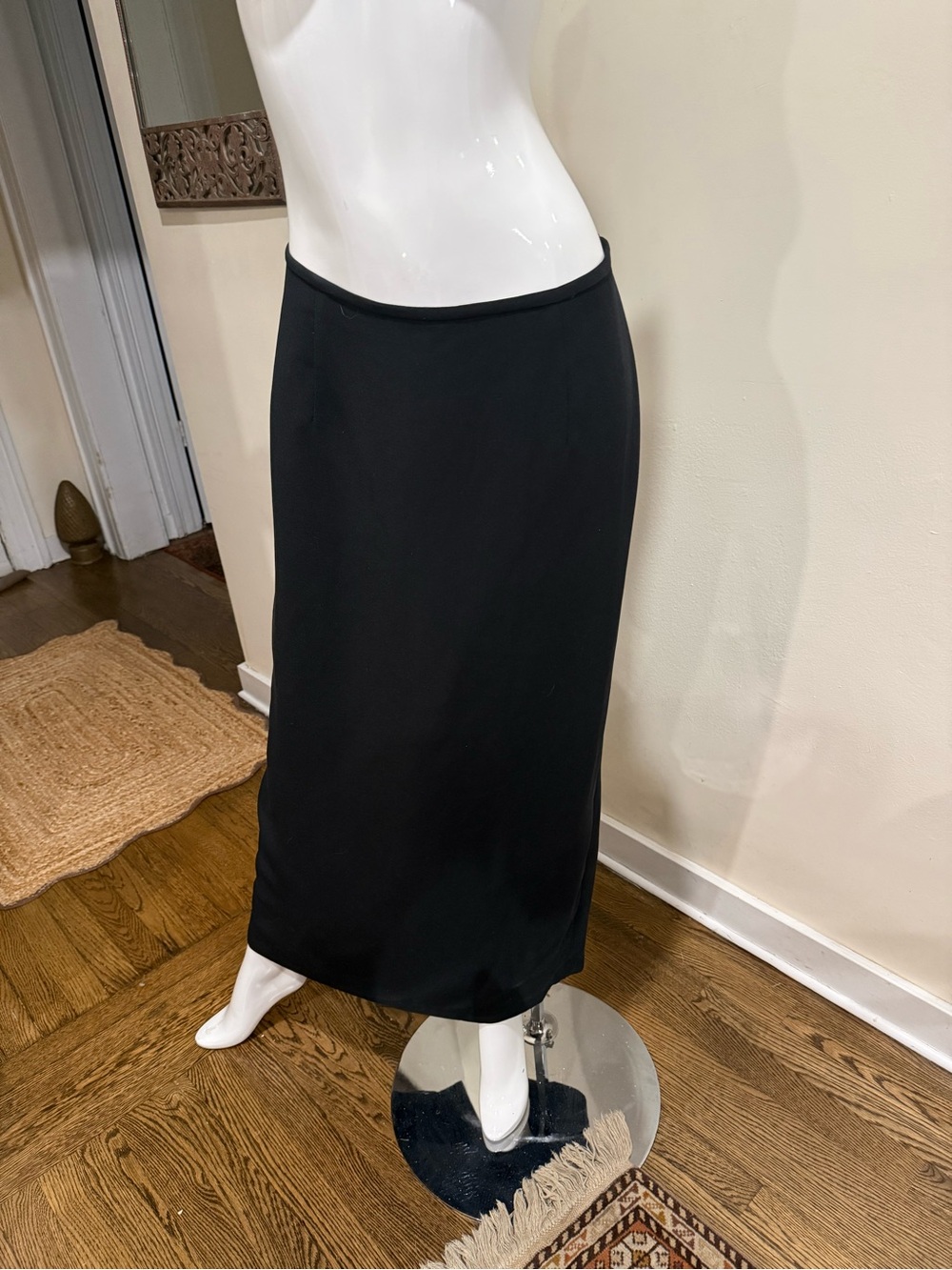 Studio Black Maxi Skirt - Sleek Straight Silhouette